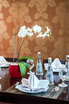 Grand Candi Hotel,Salatiga>>Central Java,5 star