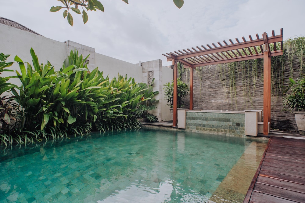 pradha villas seminyak