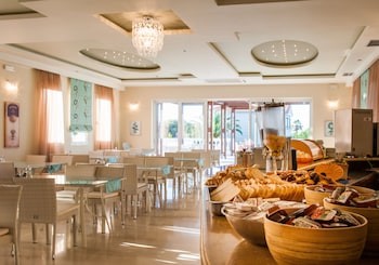 kalamaki beach hotel zakynthos island
