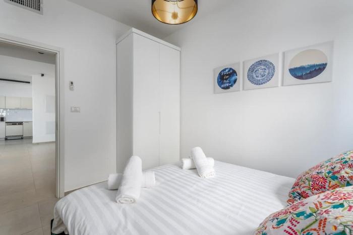 luxury garden apartment heated pool