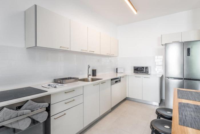 luxury garden apartment heated pool