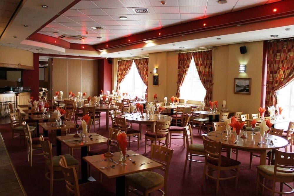 mahons hotel