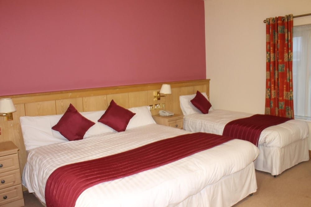 mahons hotel