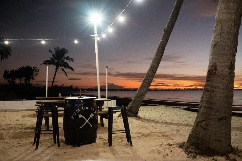 sailors beach fiji