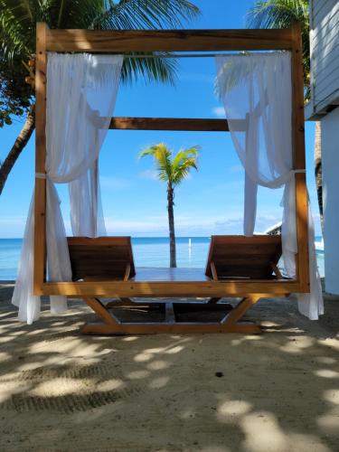 luna beach