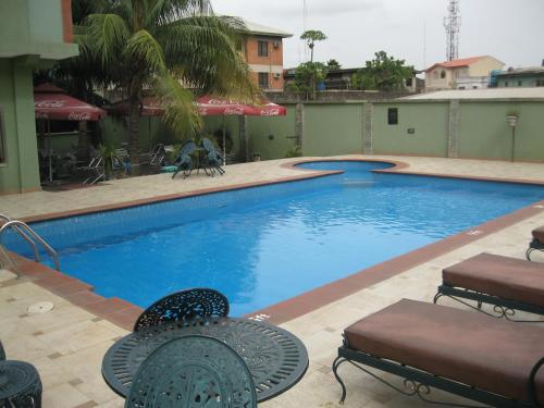 de rembrandt hotels and suites
