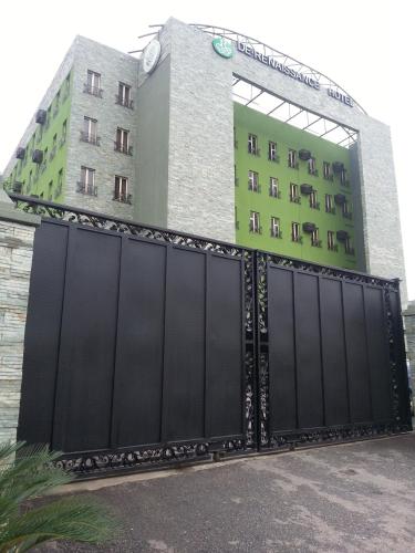 de rembrandt hotels and suites