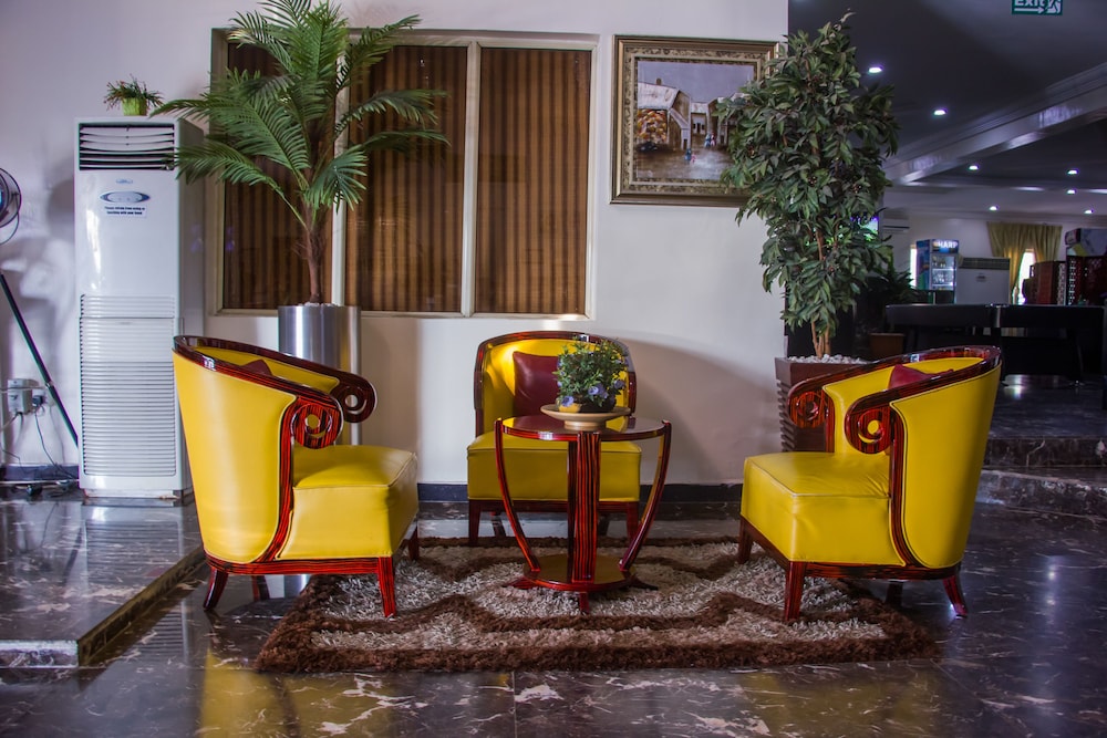 de rembrandt hotels and suites