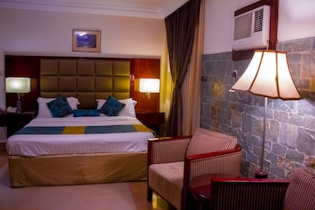 de rembrandt hotels and suites