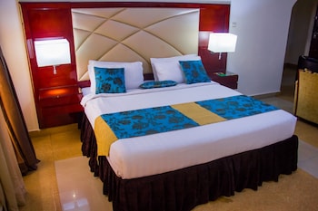 de rembrandt hotels and suites