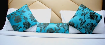 de rembrandt hotels and suites