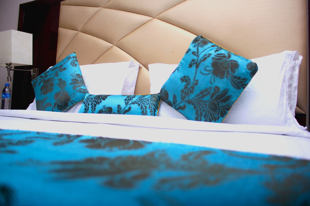 de rembrandt hotels and suites
