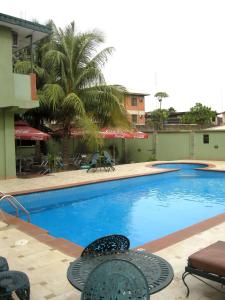 De Rembrandt Hotels & Suites,Lagos>>Ikeja,4 star