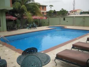 De Rembrandt Hotels & Suites,Lagos>>Ikeja,4 star