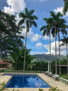 room with 2 double beds number 14