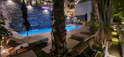 lazar lux suites ammoudara