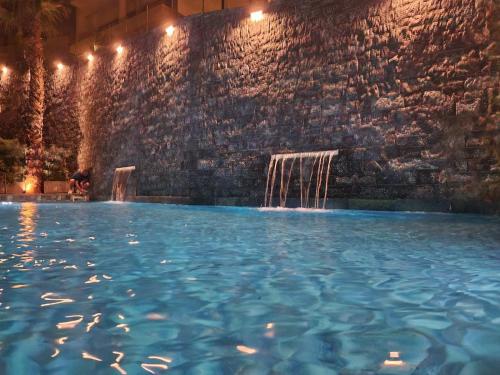 lazar lux suites ammoudara