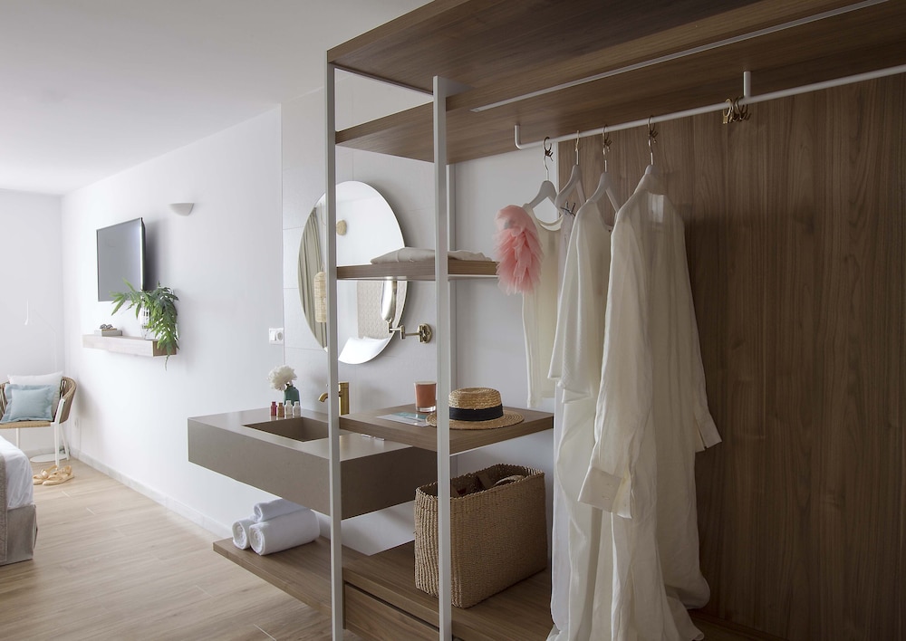 may altafulla beach boutique hotel