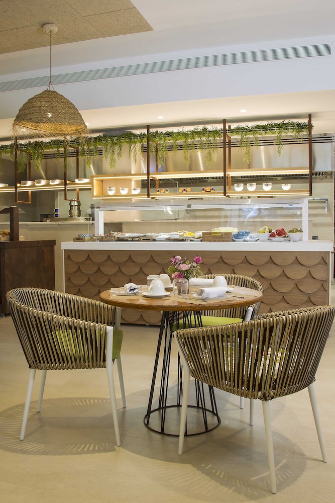 may altafulla beach boutique hotel
