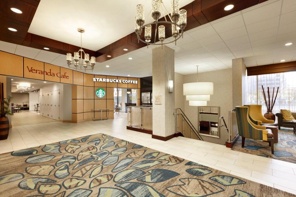 crowne plaza crystal city washington d c by ihg