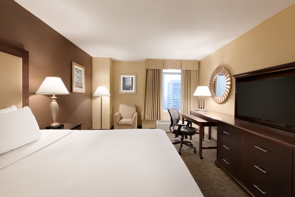 crowne plaza crystal city washington d c by ihg