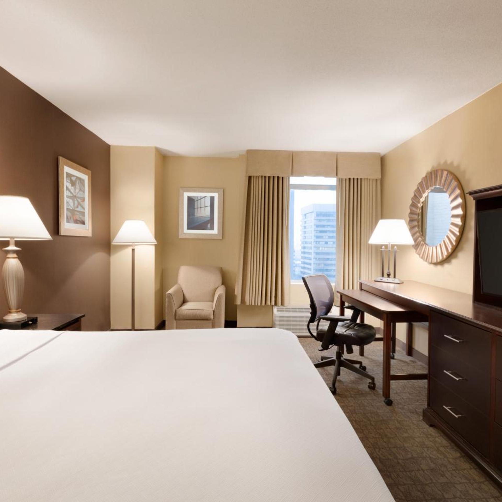 crowne plaza crystal city washington d c by ihg