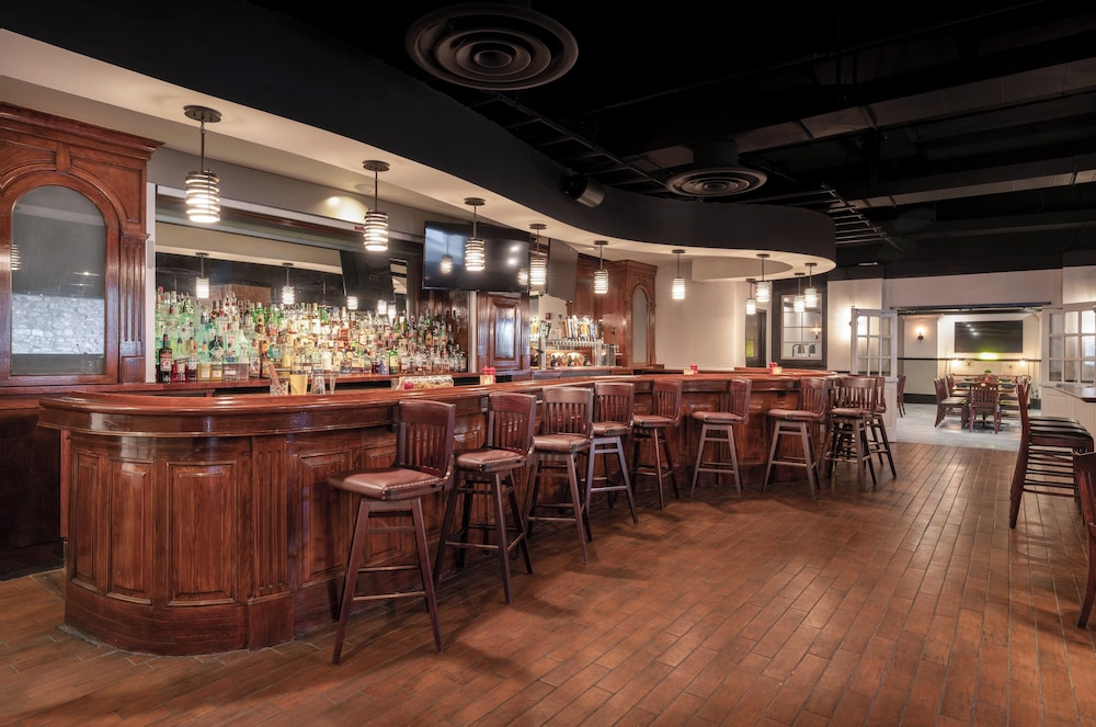 crowne plaza crystal city washington d c by ihg