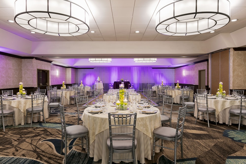 crowne plaza crystal city washington d c by ihg