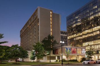 crowne plaza crystal city washington d c by ihg