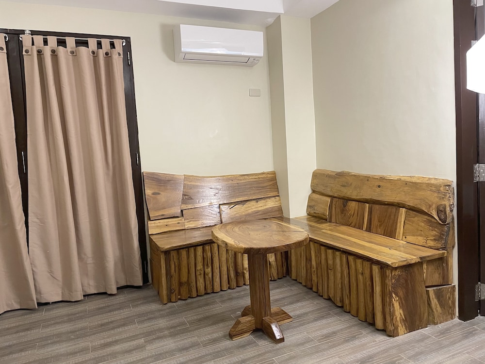 serene la playa boracay