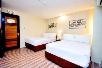 serene la playa boracay