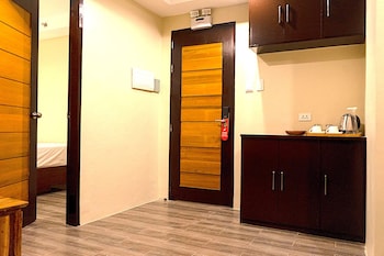 serene la playa boracay