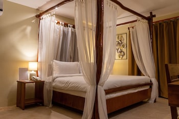 serene la playa boracay