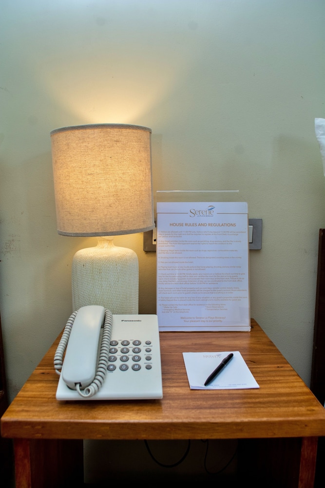 serene la playa boracay