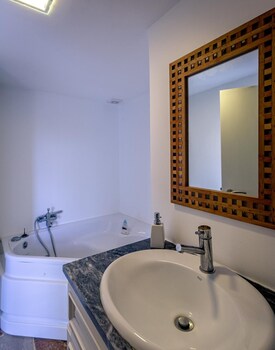 casa dos cal os in s o mateus da calheta