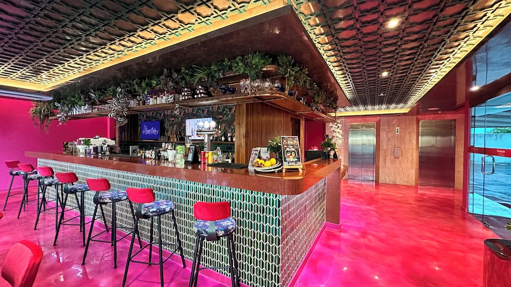 ramada by wyndham bangkok ten ekamai residences