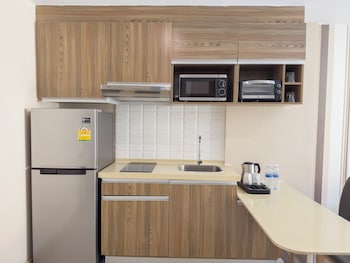 ramada by wyndham bangkok ten ekamai residences