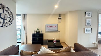 ramada by wyndham bangkok ten ekamai residences