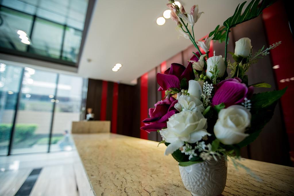 ramada by wyndham bangkok ten ekamai residences