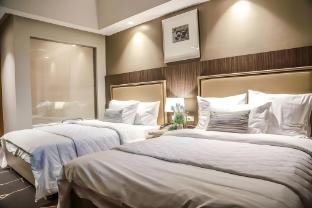 sotogrande hotel katipunan