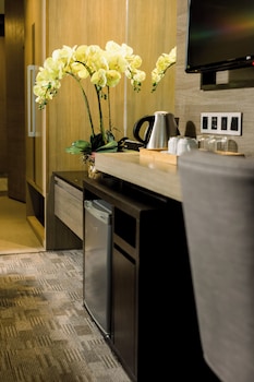 sotogrande hotel katipunan