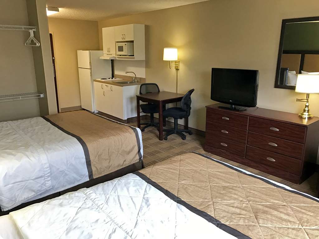 extended stay america suites boise airport
