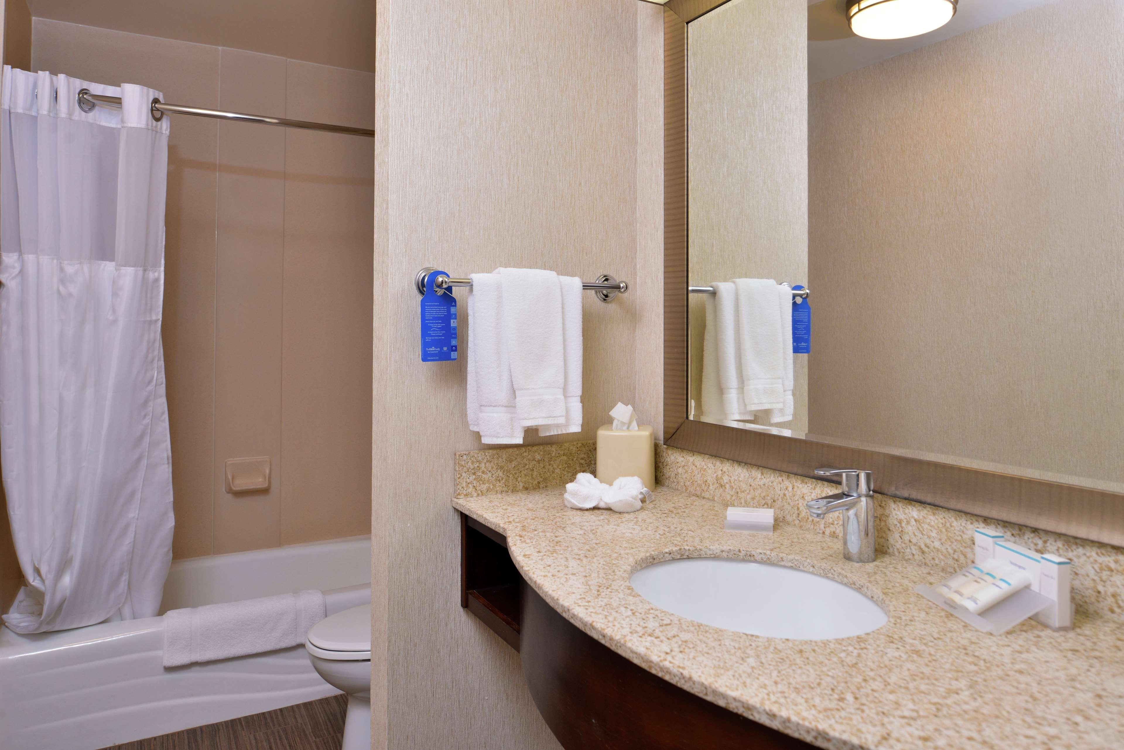 hilton garden inn boise spectrum