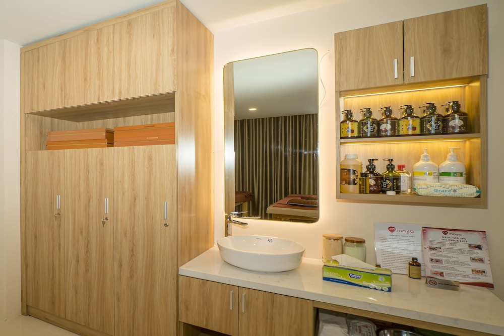 maya hotel 3