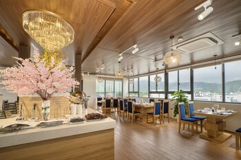 maya hotel 3