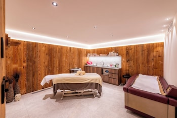 hotel arkadia adults only