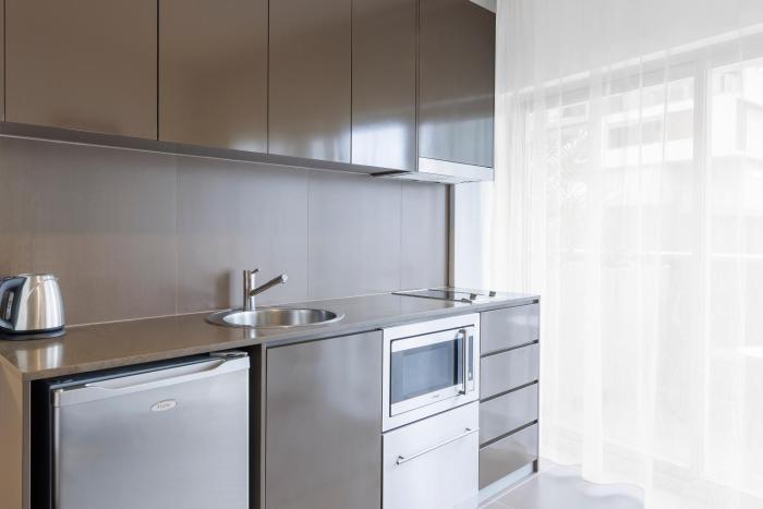 holiday inn and suites sydney bondi junction by ihg