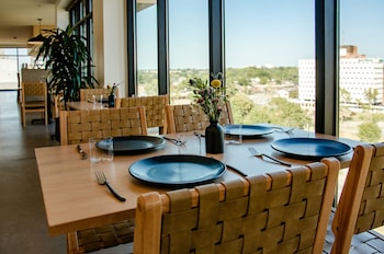 brut hotel