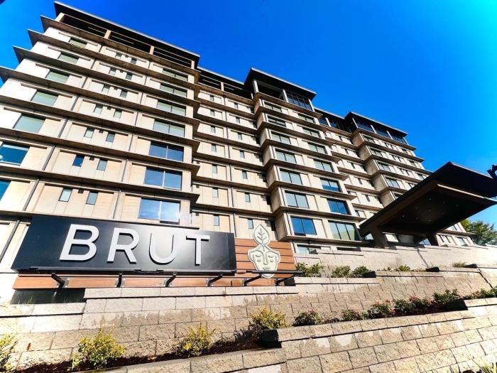 brut hotel