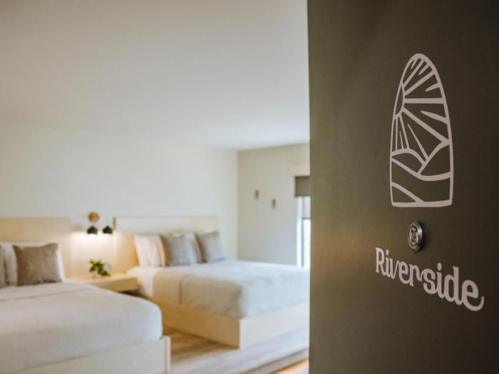 brut hotel